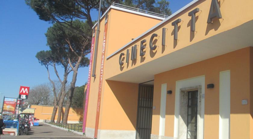 Hotel Cinecitta Roma Exterior foto