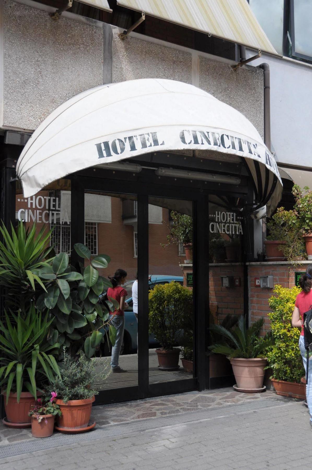 Hotel Cinecitta Roma Exterior foto