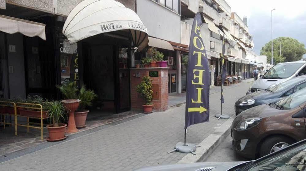 Hotel Cinecitta Roma Exterior foto